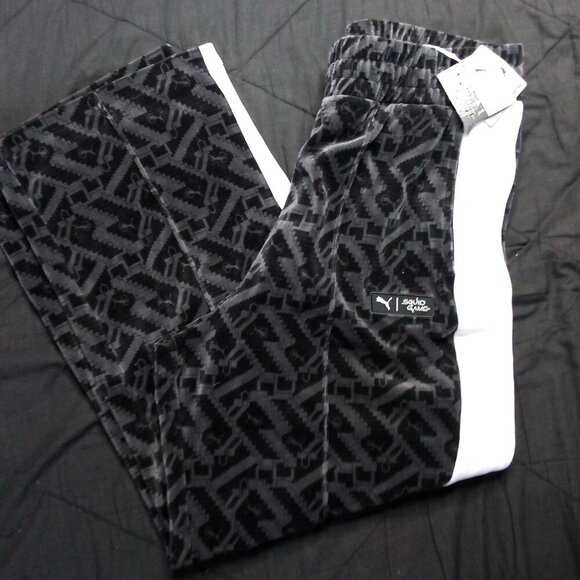 NWT Puma Squid Game Sweat Pants Joggers Trainers - Picture 1 of 11